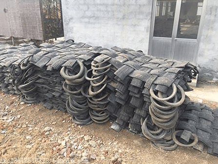 爆破时,爆破参数的选择~